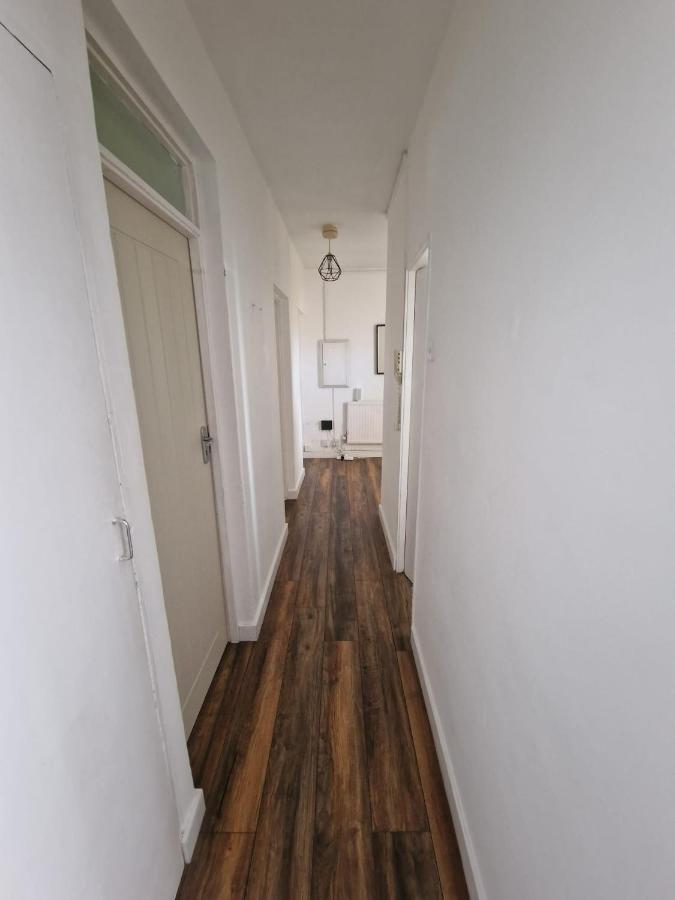 Cozy Room - Only Room London Exterior photo